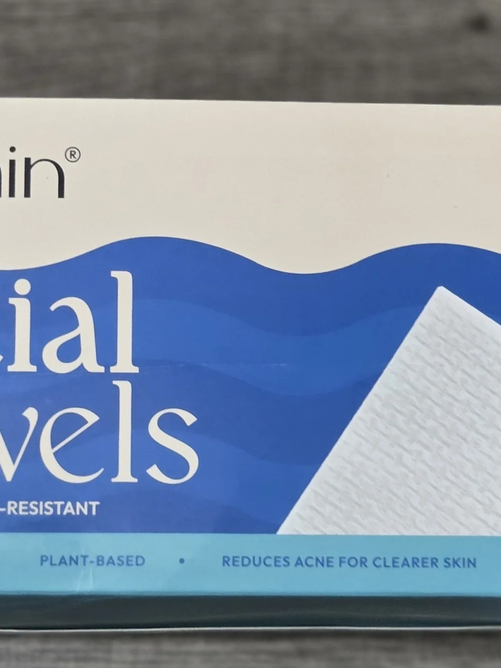 White Clean Facial Towels - Gentle Plant-Based Face Cleansing
